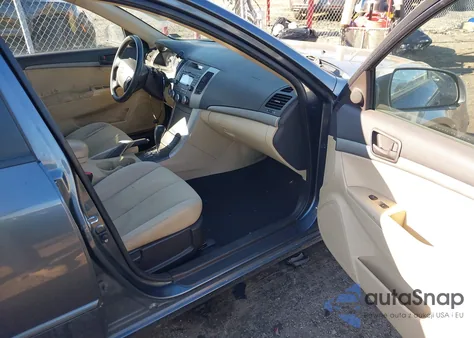 2009 Hyundai Sonata Gls from USA, damaged, VIN 5NPET46C09H429841